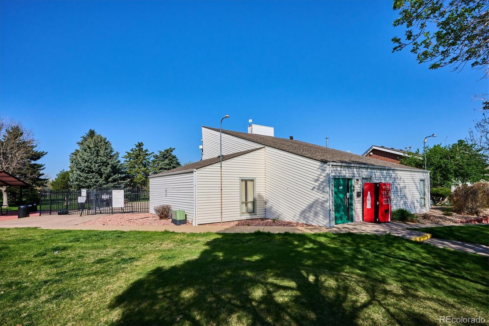 MLS Image #23 for 10150 e virginia avenue,denver, Colorado