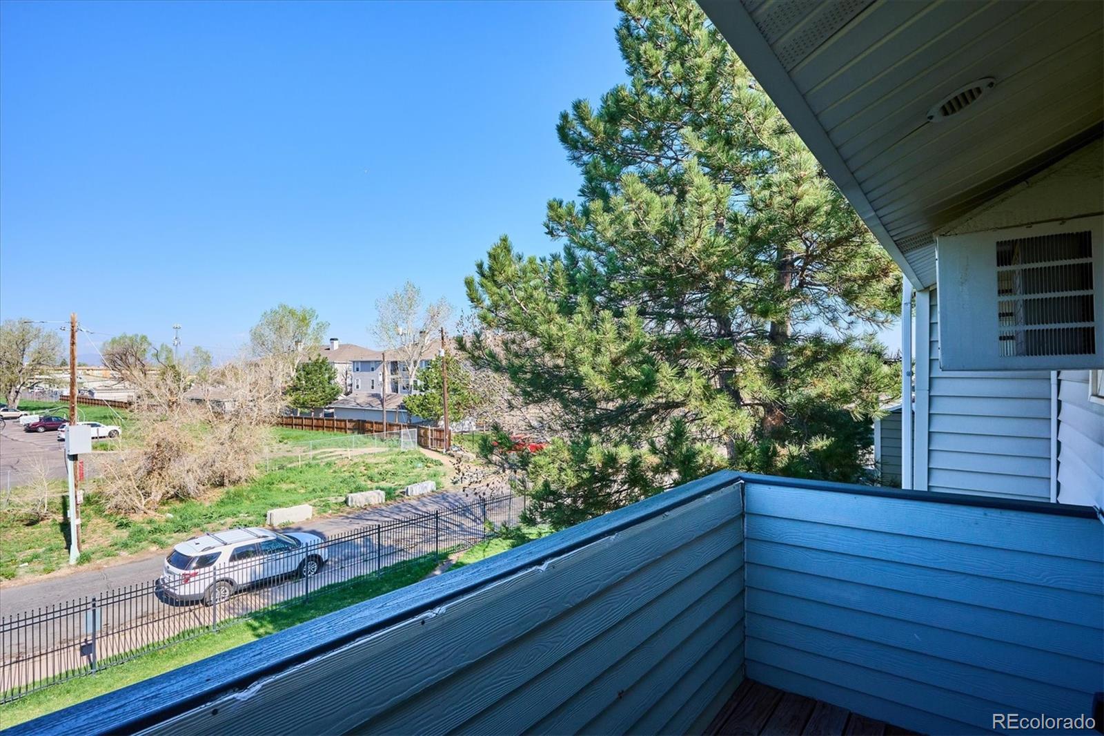 MLS Image #4 for 10150 e virginia avenue,denver, Colorado