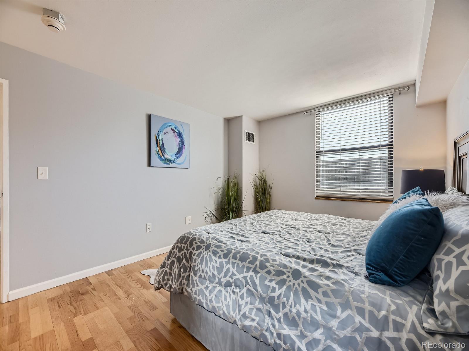 MLS Image #17 for 1301  speer boulevard,denver, Colorado