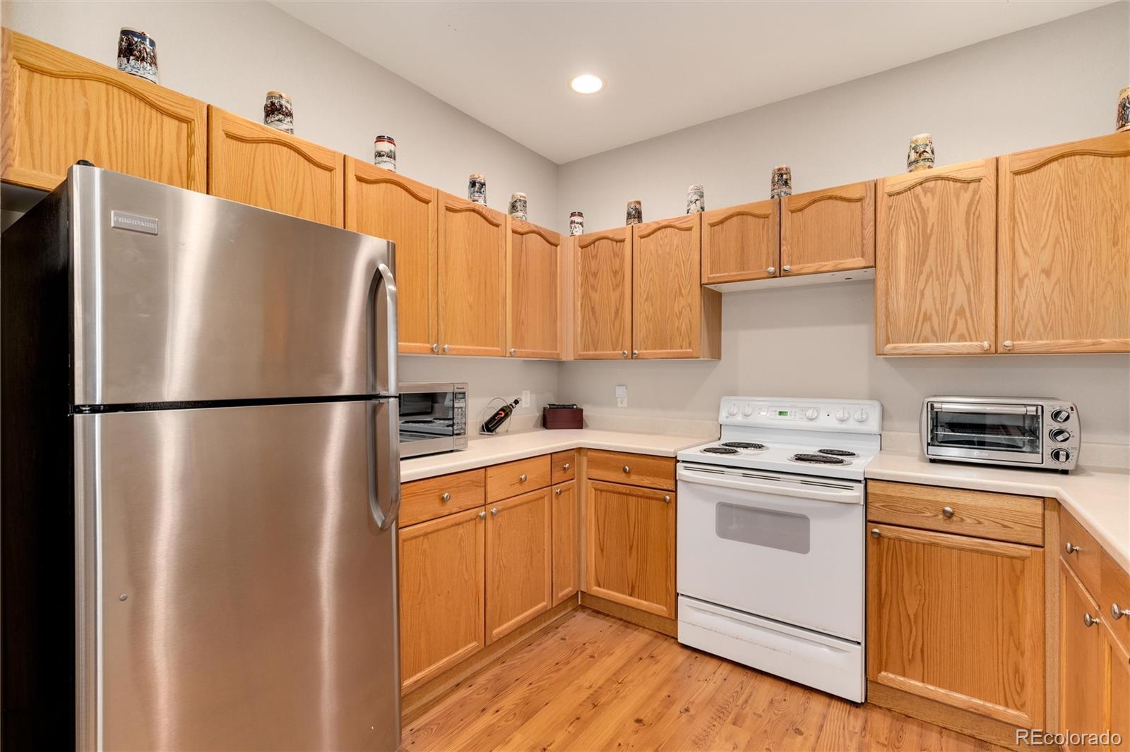 MLS Image #18 for 8445 s holland way,littleton, Colorado