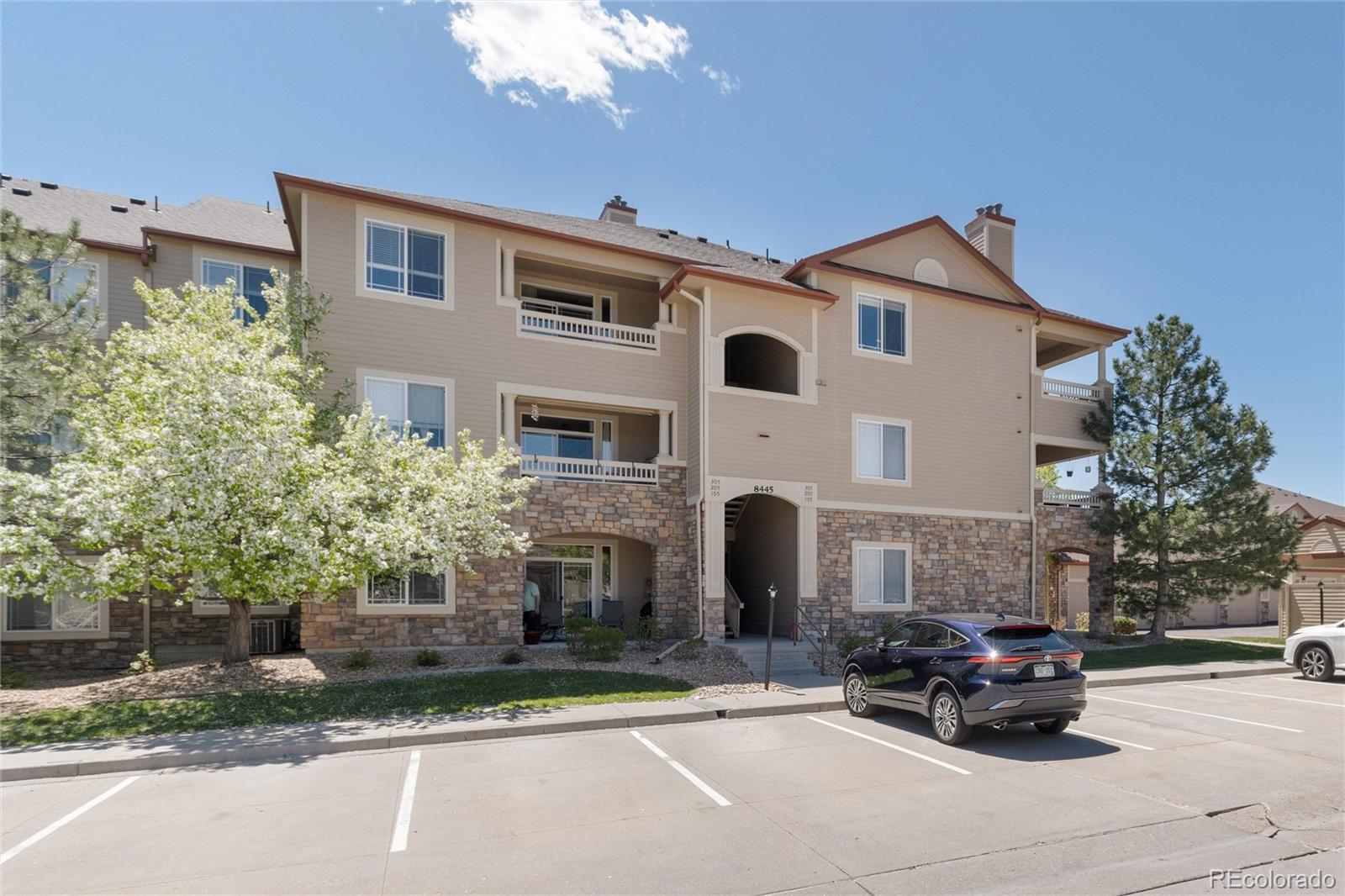 MLS Image #37 for 8445 s holland way,littleton, Colorado