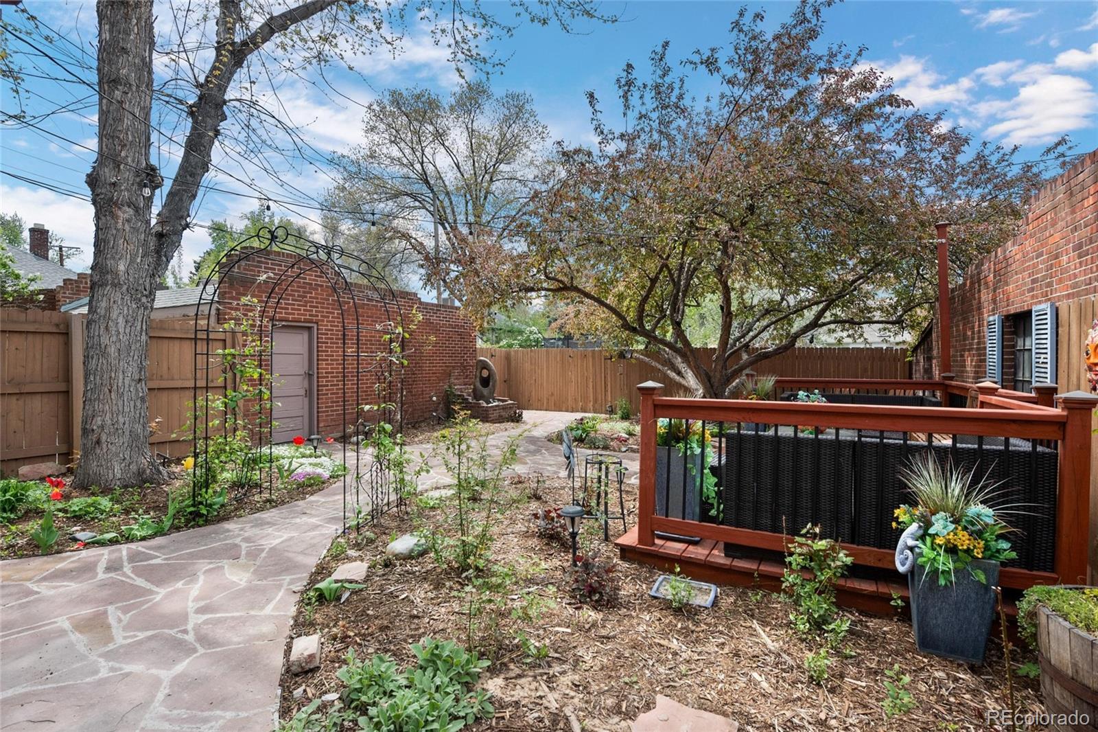 MLS Image #28 for 1825  niagara street,denver, Colorado