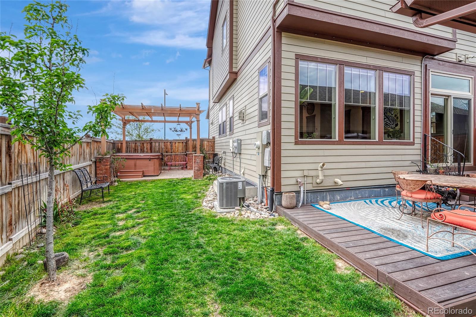 MLS Image #21 for 9122 e 53rd avenue,denver, Colorado