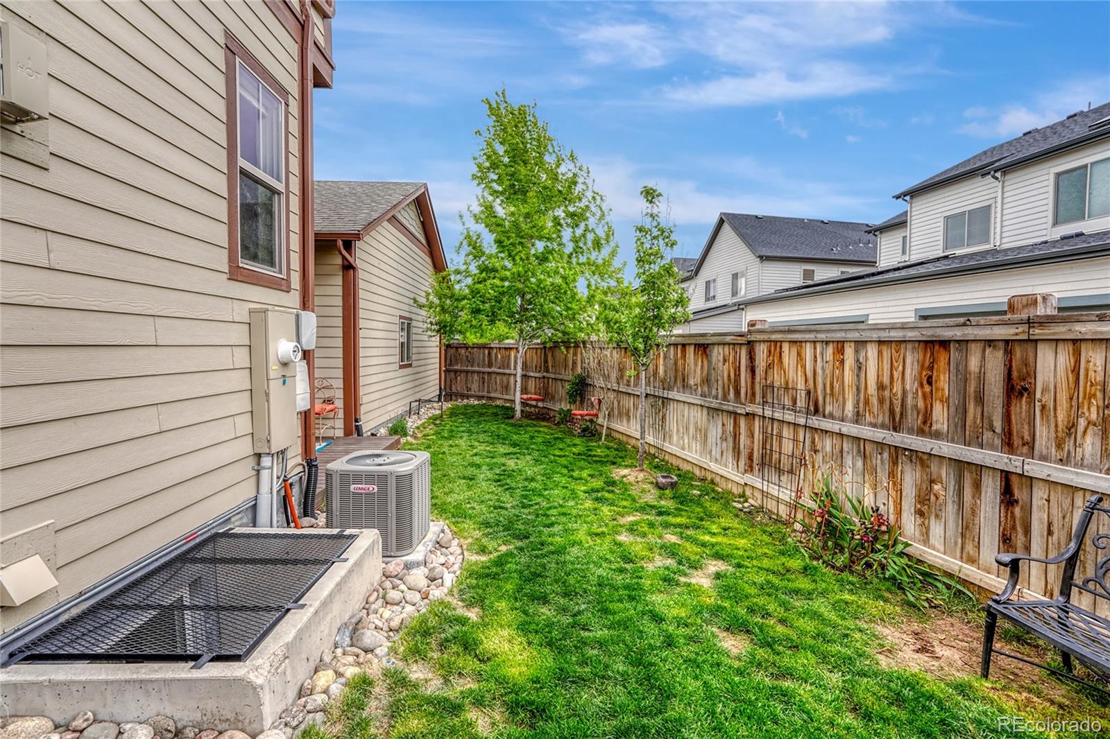 MLS Image #22 for 9122 e 53rd avenue,denver, Colorado