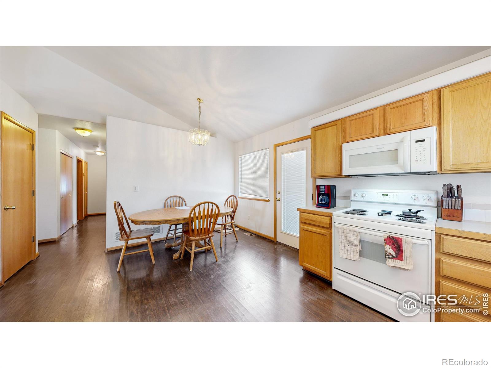 MLS Image #10 for 600 n 30th avenue,greeley, Colorado