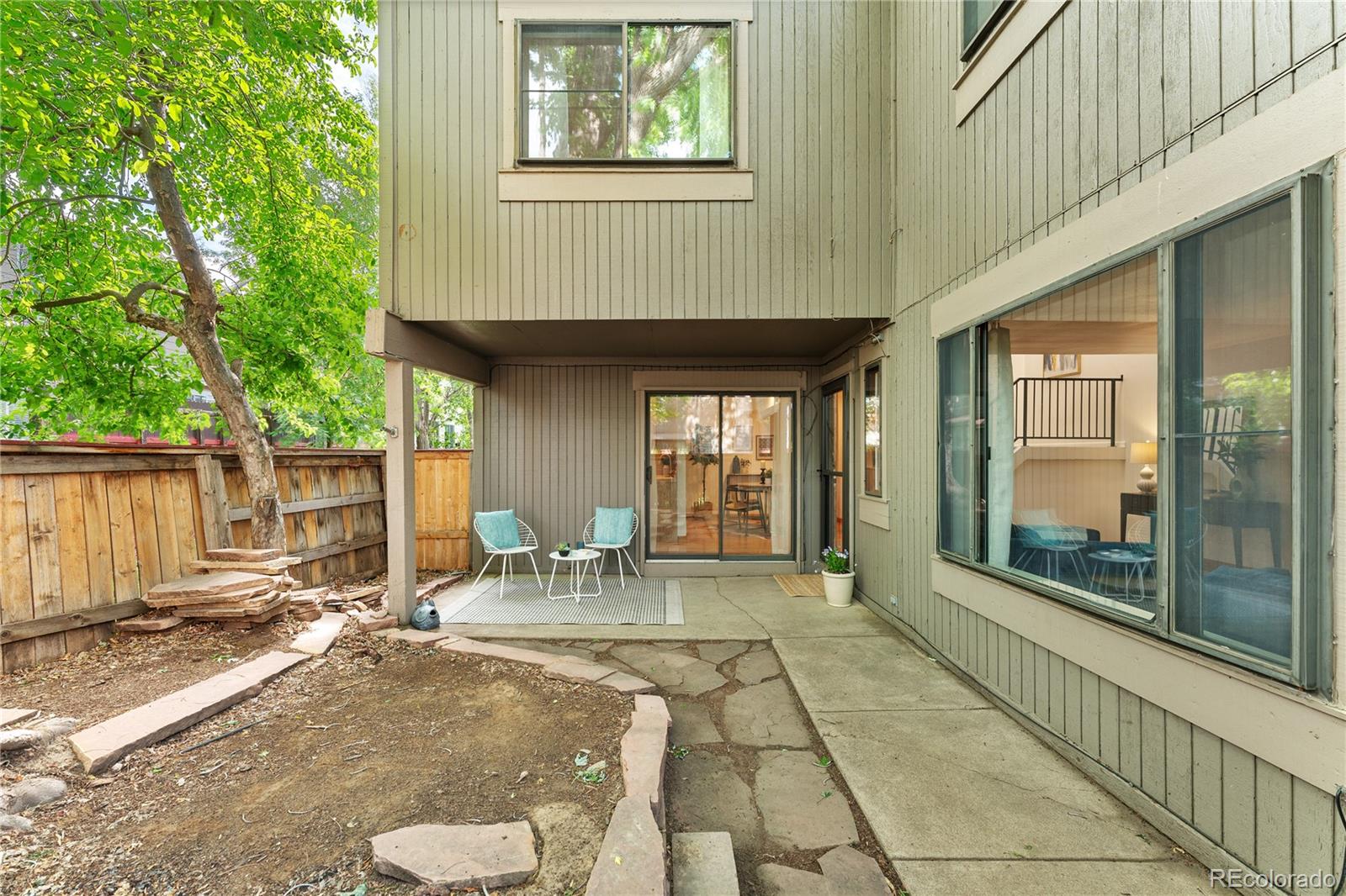 MLS Image #3 for 1217 s yosemite way,denver, Colorado