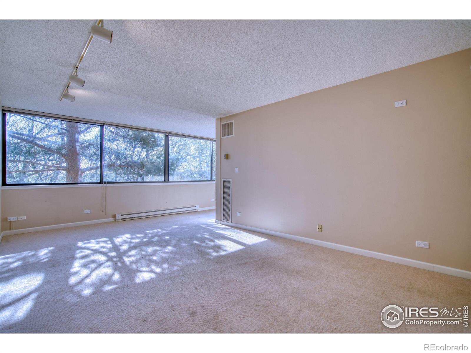 MLS Image #17 for 1850  folsom street,boulder, Colorado