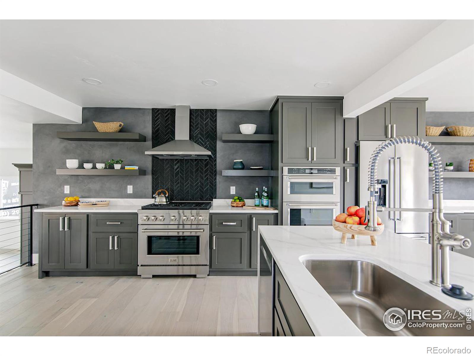 MLS Image #15 for 850 s lashley lane,boulder, Colorado