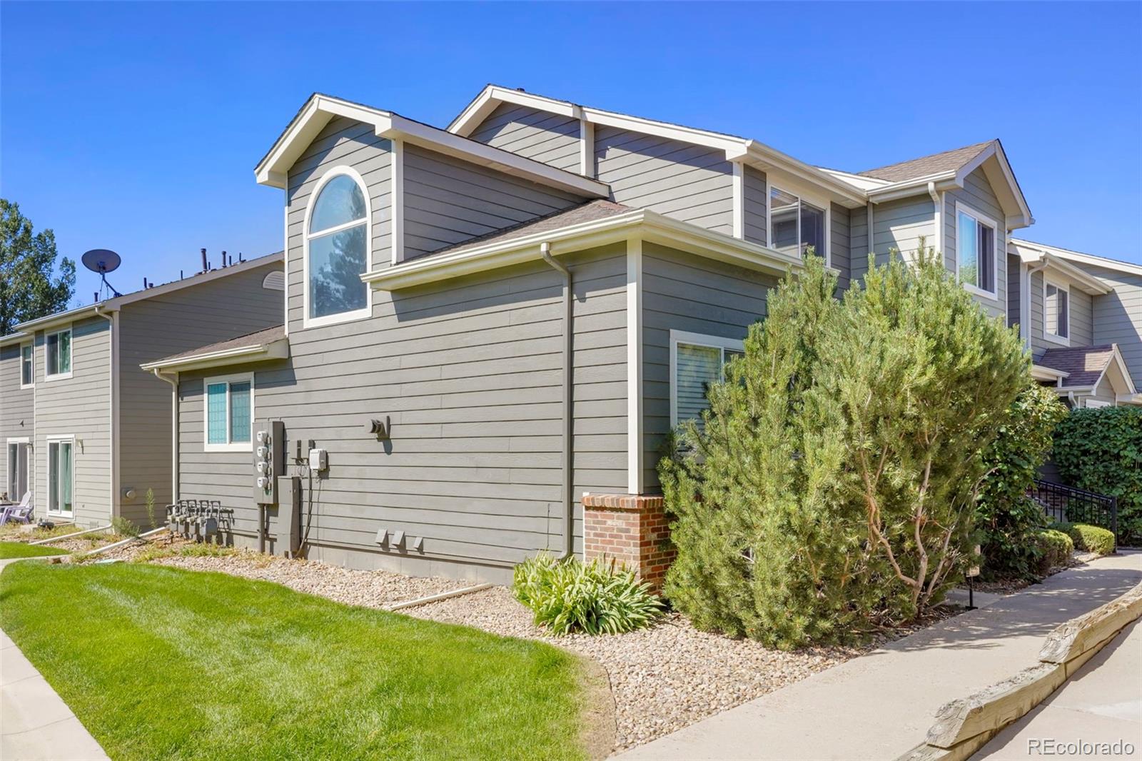 MLS Image #3 for 51  21st avenue,longmont, Colorado