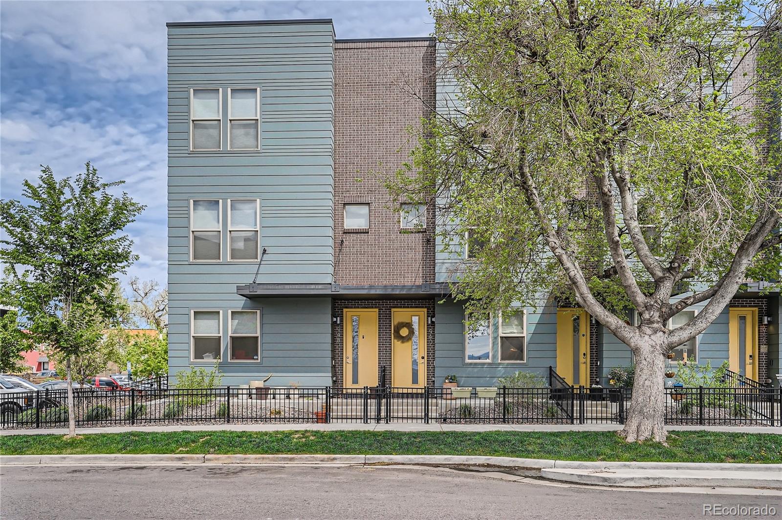 MLS Image #0 for 940  navajo street,denver, Colorado