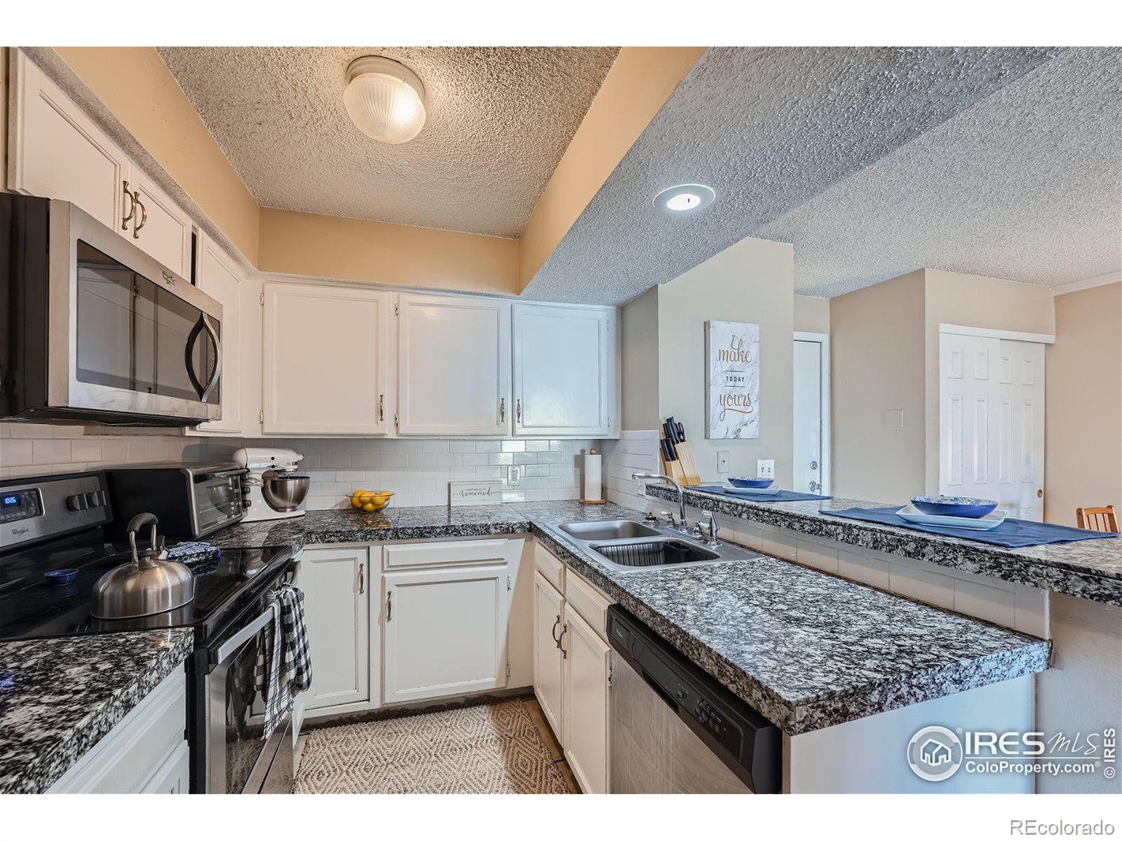 MLS Image #5 for 13950 e oxford place,aurora, Colorado