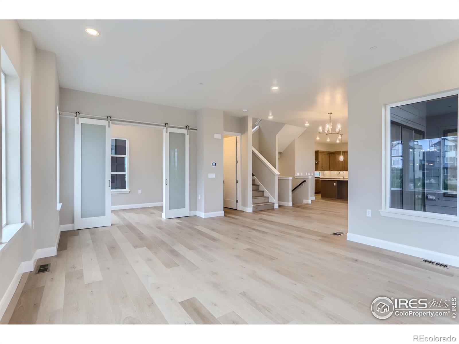 MLS Image #18 for 1765  peak loop,broomfield, Colorado