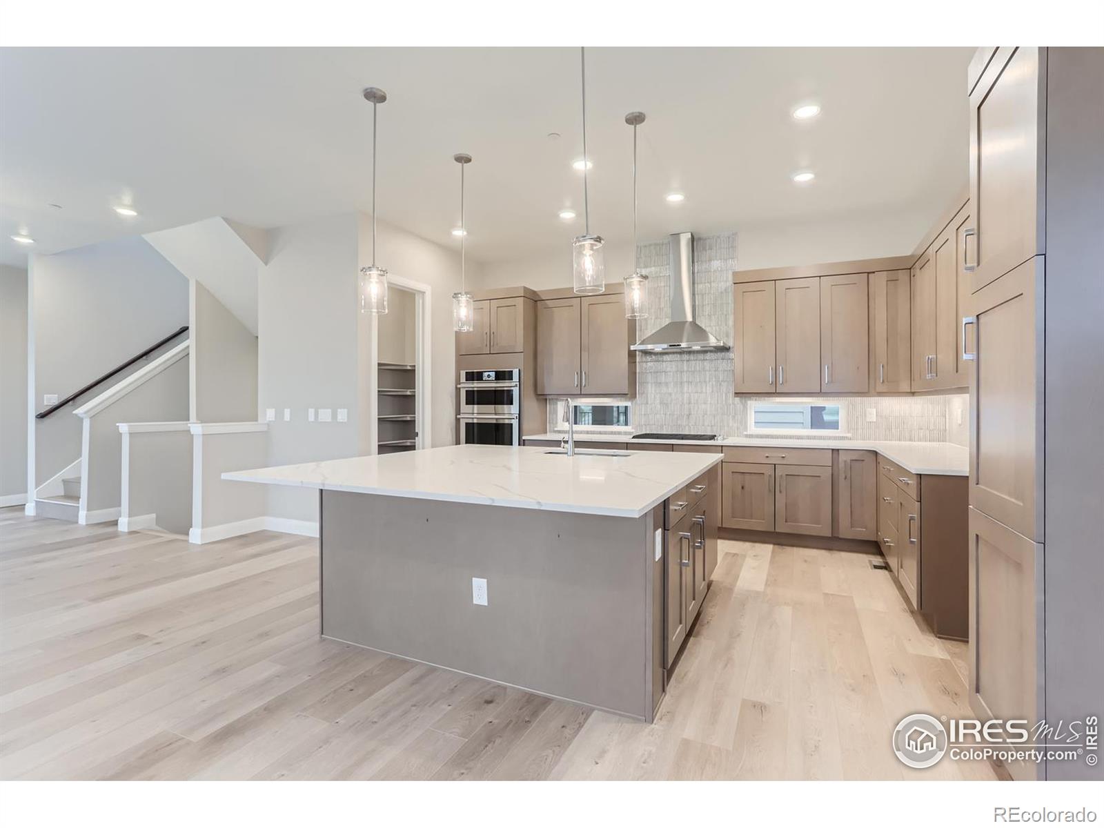 MLS Image #20 for 1765  peak loop,broomfield, Colorado