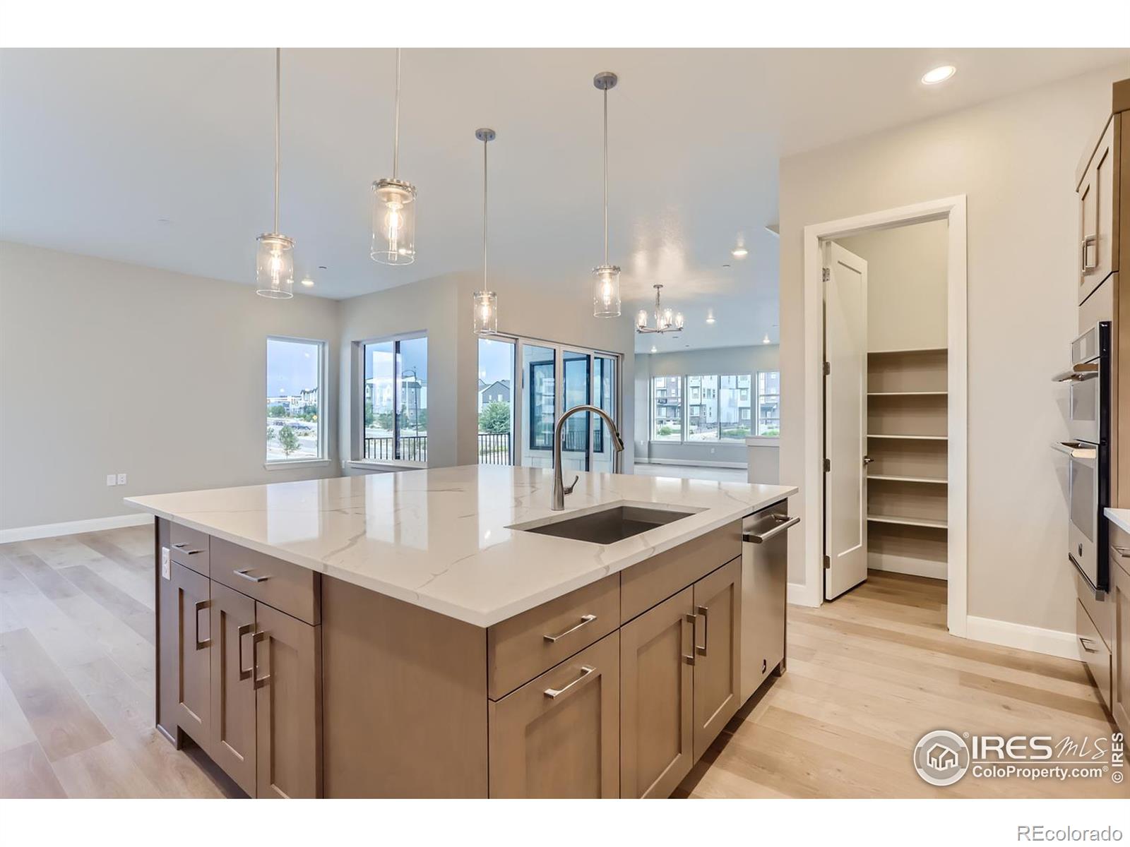 MLS Image #21 for 1765  peak loop,broomfield, Colorado
