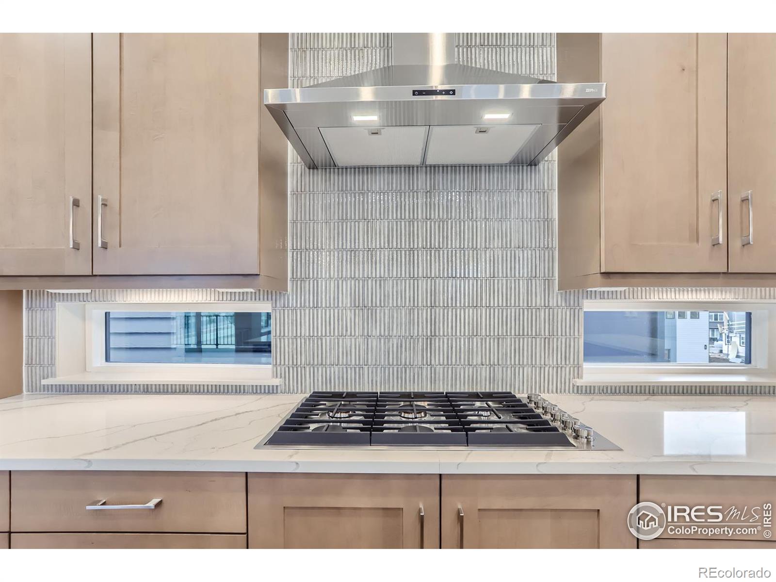 MLS Image #25 for 1765  peak loop,broomfield, Colorado