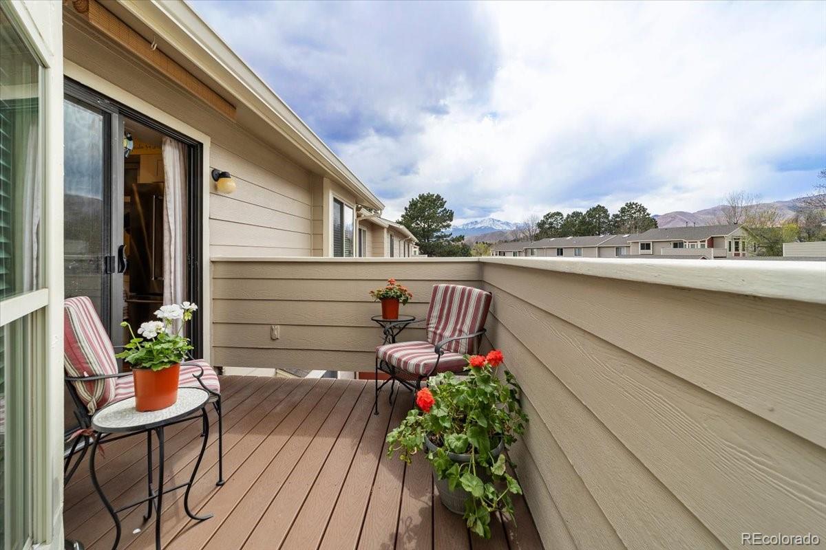 MLS Image #10 for 432 w rockrimmon boulevard,colorado springs, Colorado