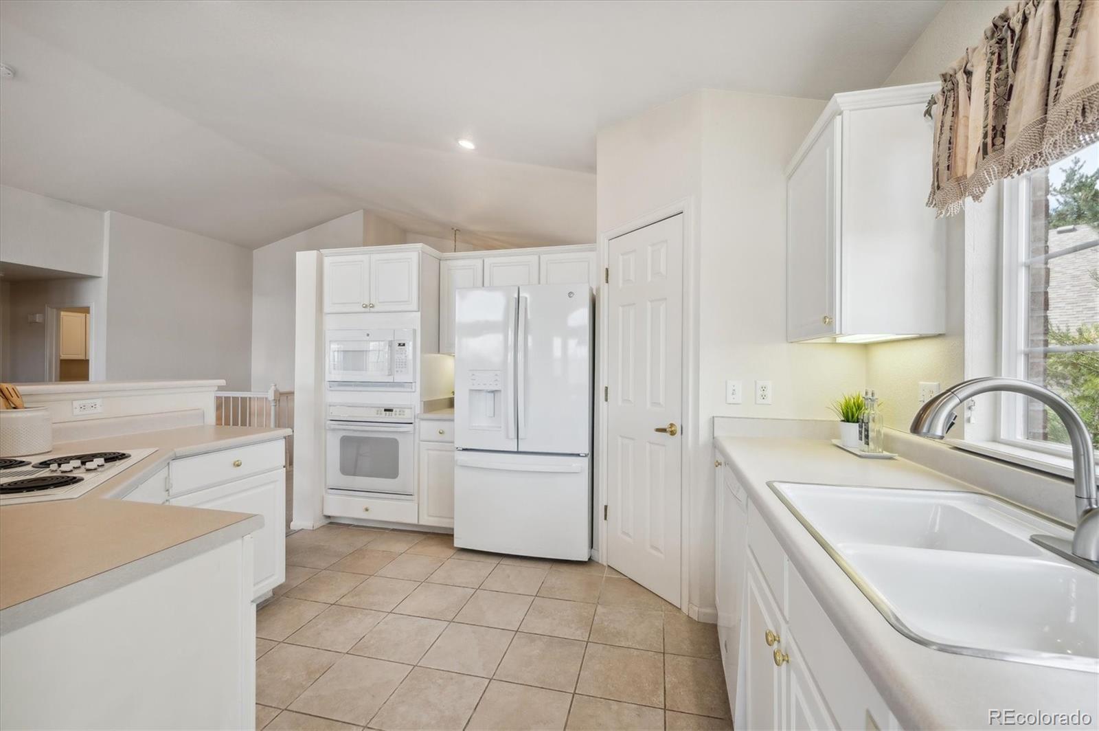 MLS Image #16 for 3902  lee circle,wheat ridge, Colorado