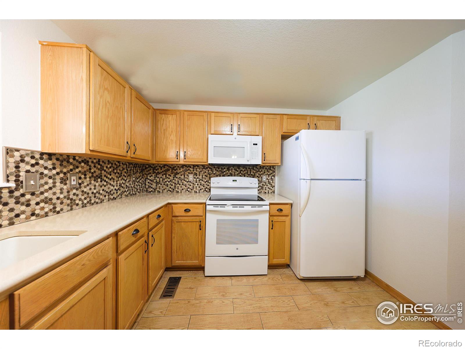 MLS Image #6 for 5429  bobcat street,frederick, Colorado