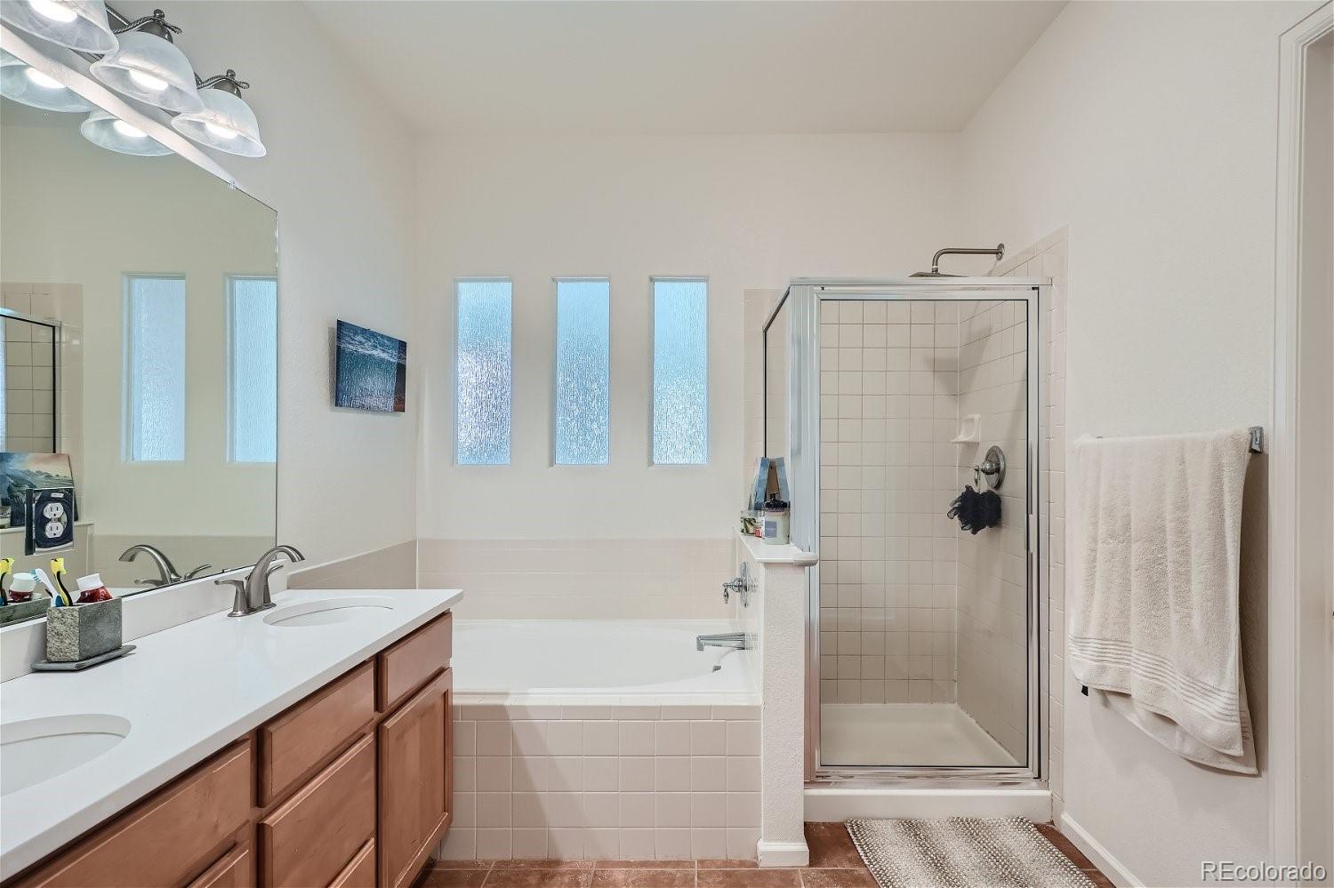 MLS Image #16 for 9003 e 24th place,denver, Colorado