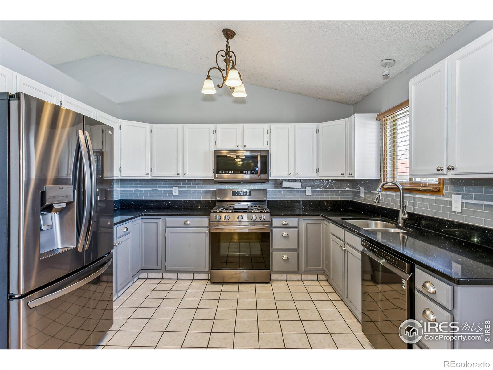 MLS Image #12 for 2605 e redbud drive,loveland, Colorado