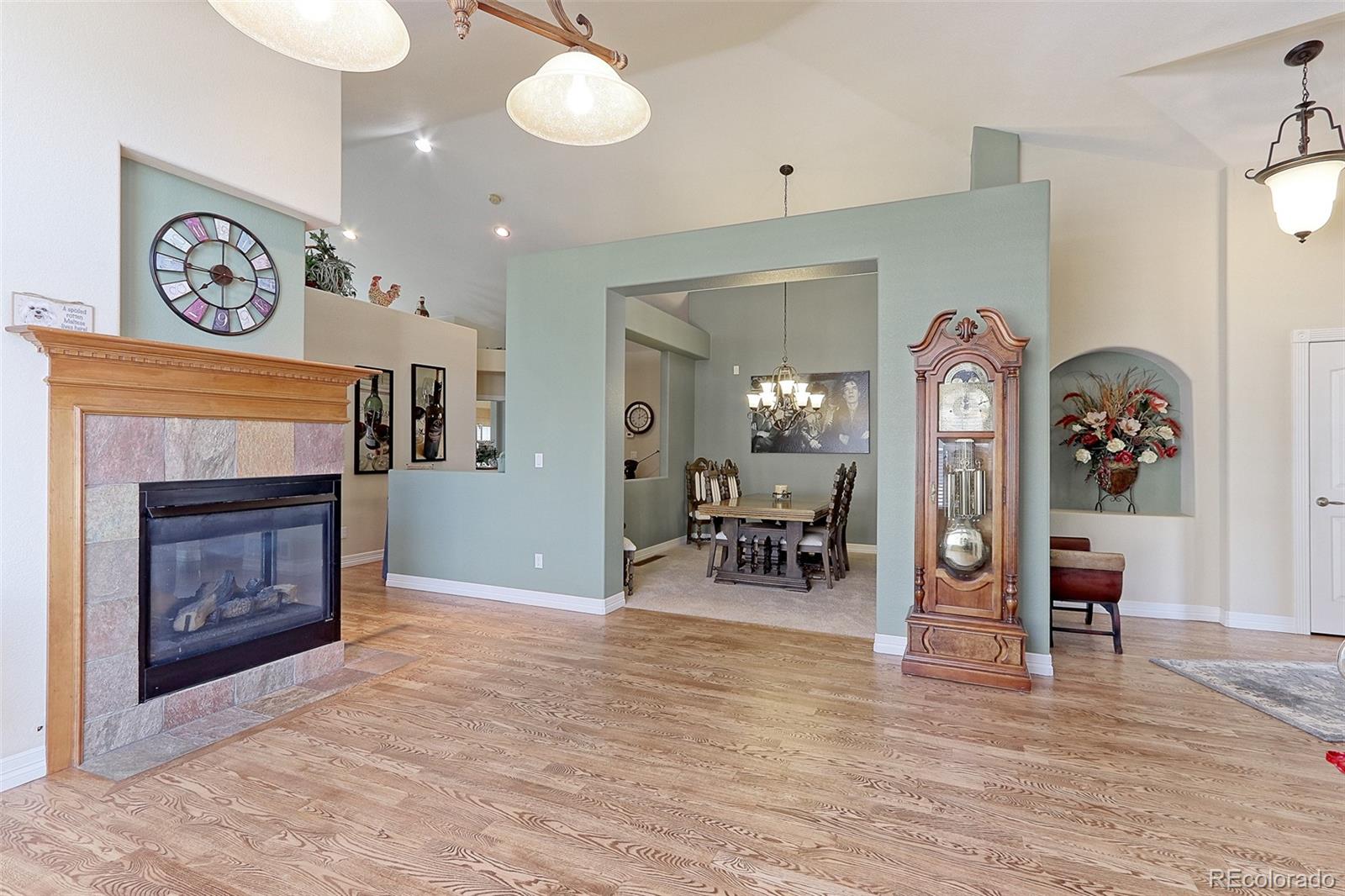 MLS Image #5 for 7978 s country club parkway,aurora, Colorado