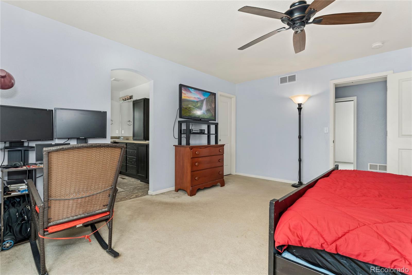 MLS Image #21 for 21071  randolph place,denver, Colorado