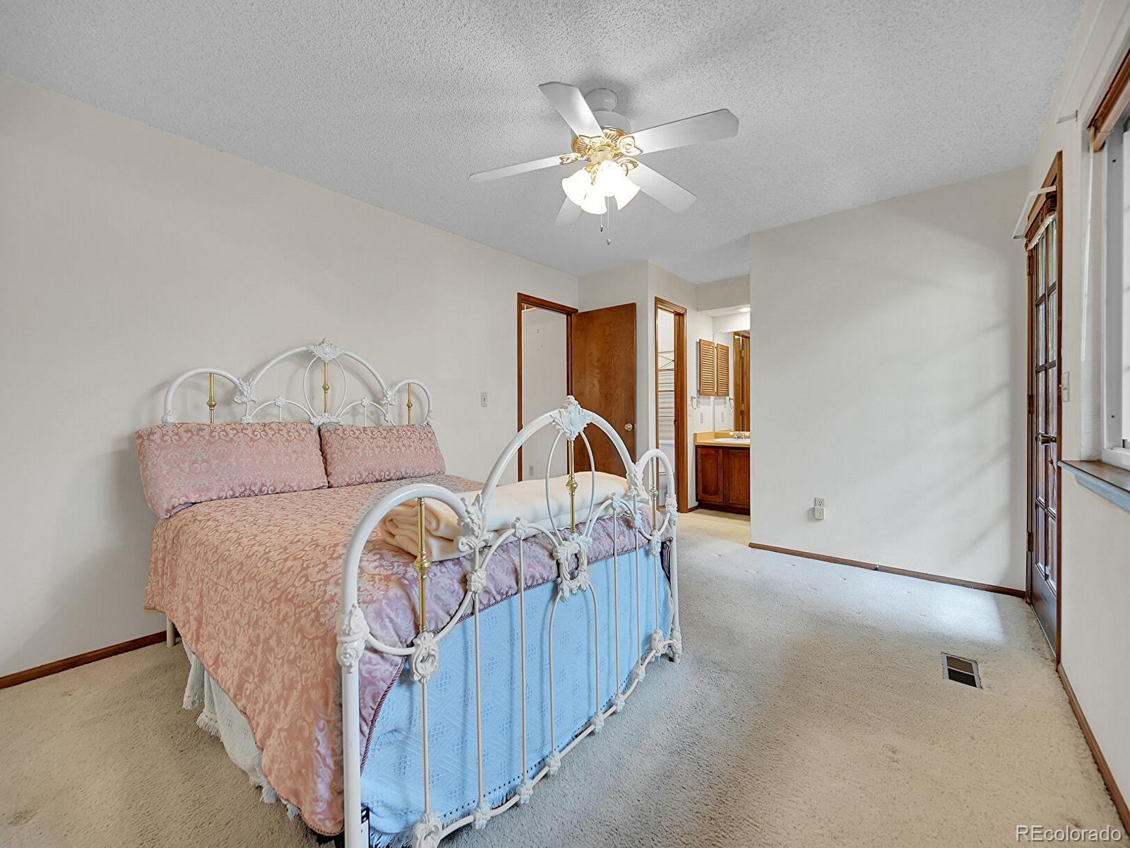 MLS Image #26 for 16 s evanston way,aurora, Colorado