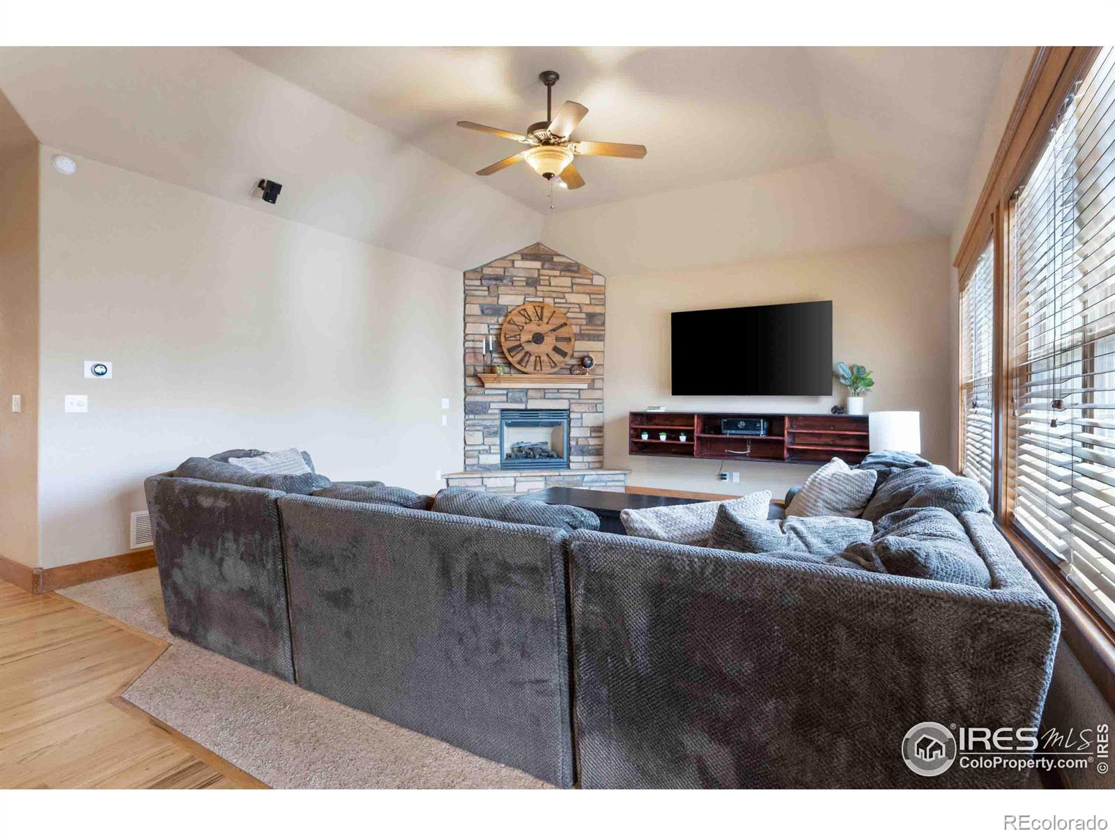 MLS Image #13 for 3414  holden lane,johnstown, Colorado