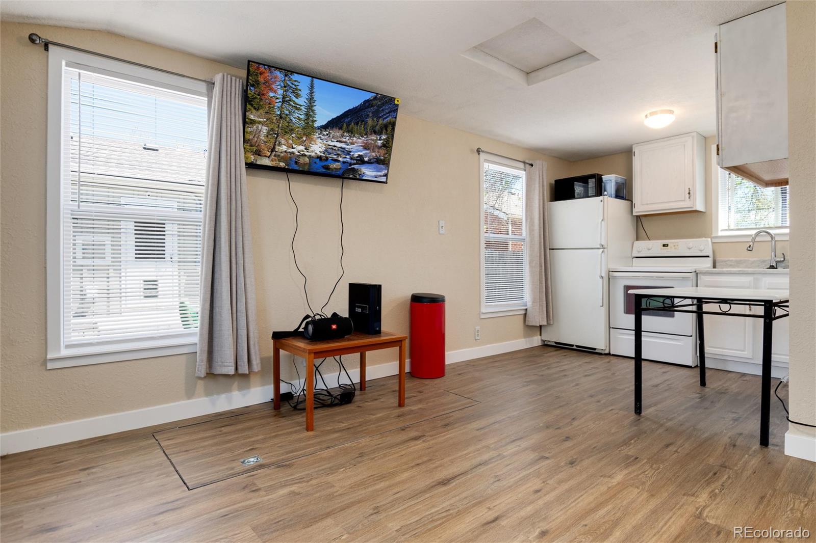 MLS Image #25 for 4515 s logan street,englewood, Colorado