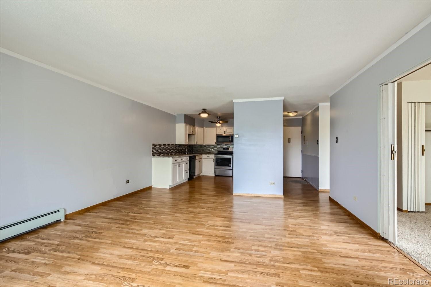 MLS Image #4 for 620 s alton way,denver, Colorado