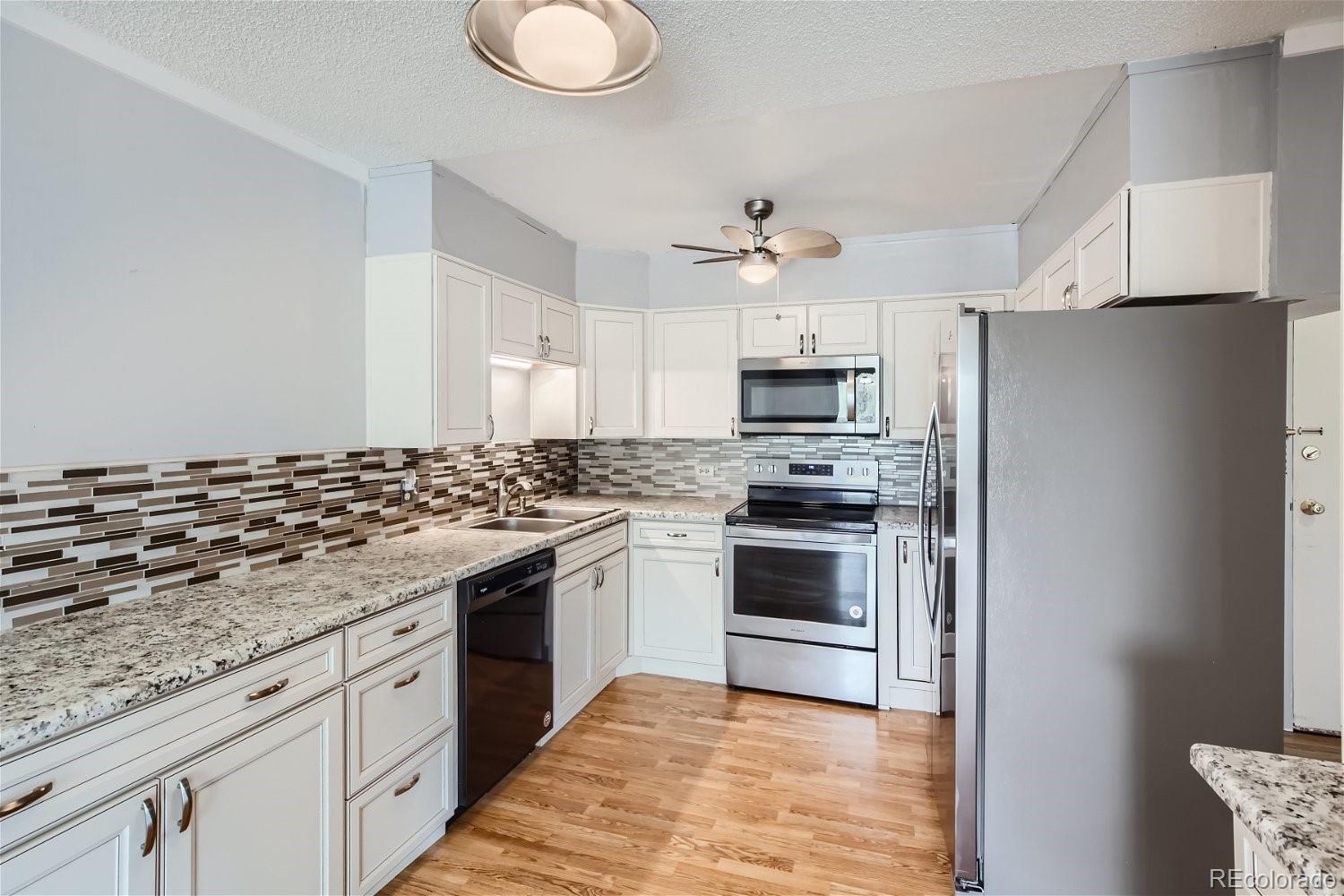 MLS Image #8 for 620 s alton way,denver, Colorado