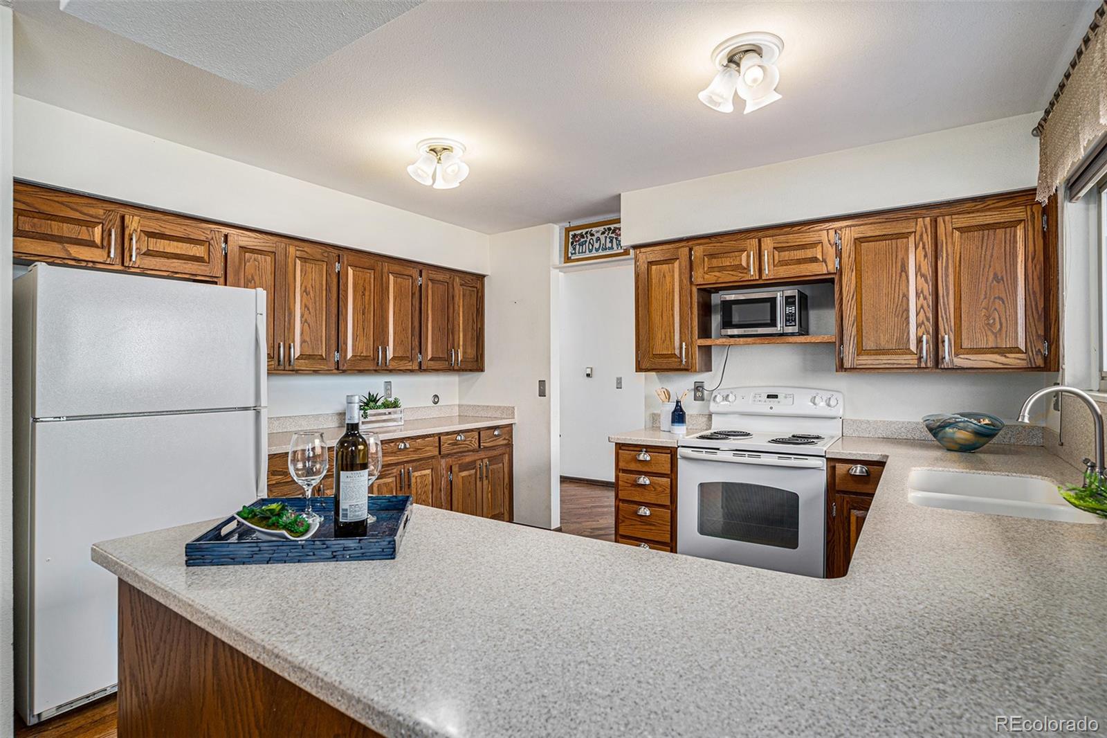 MLS Image #3 for 3920  wakefield drive,colorado springs, Colorado