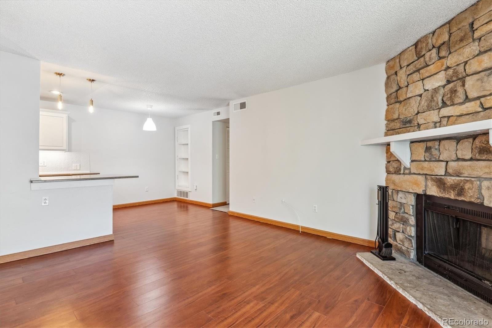 MLS Image #13 for 4400 s quebec street,denver, Colorado