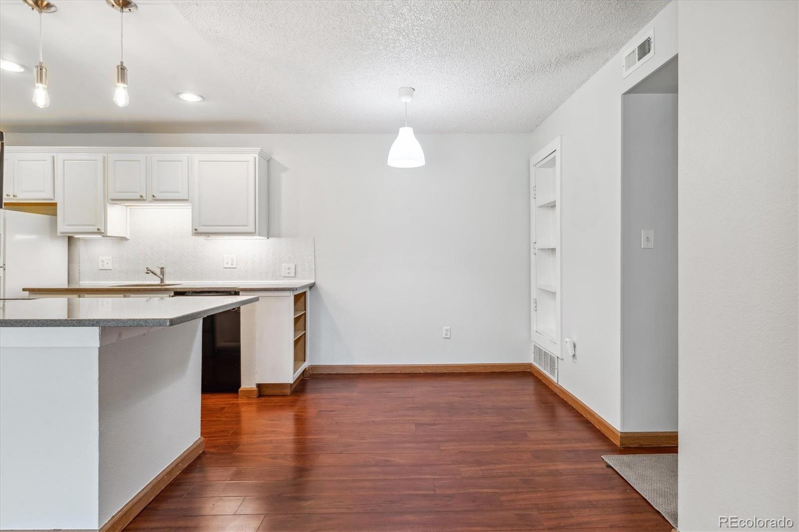 MLS Image #8 for 4400 s quebec street,denver, Colorado