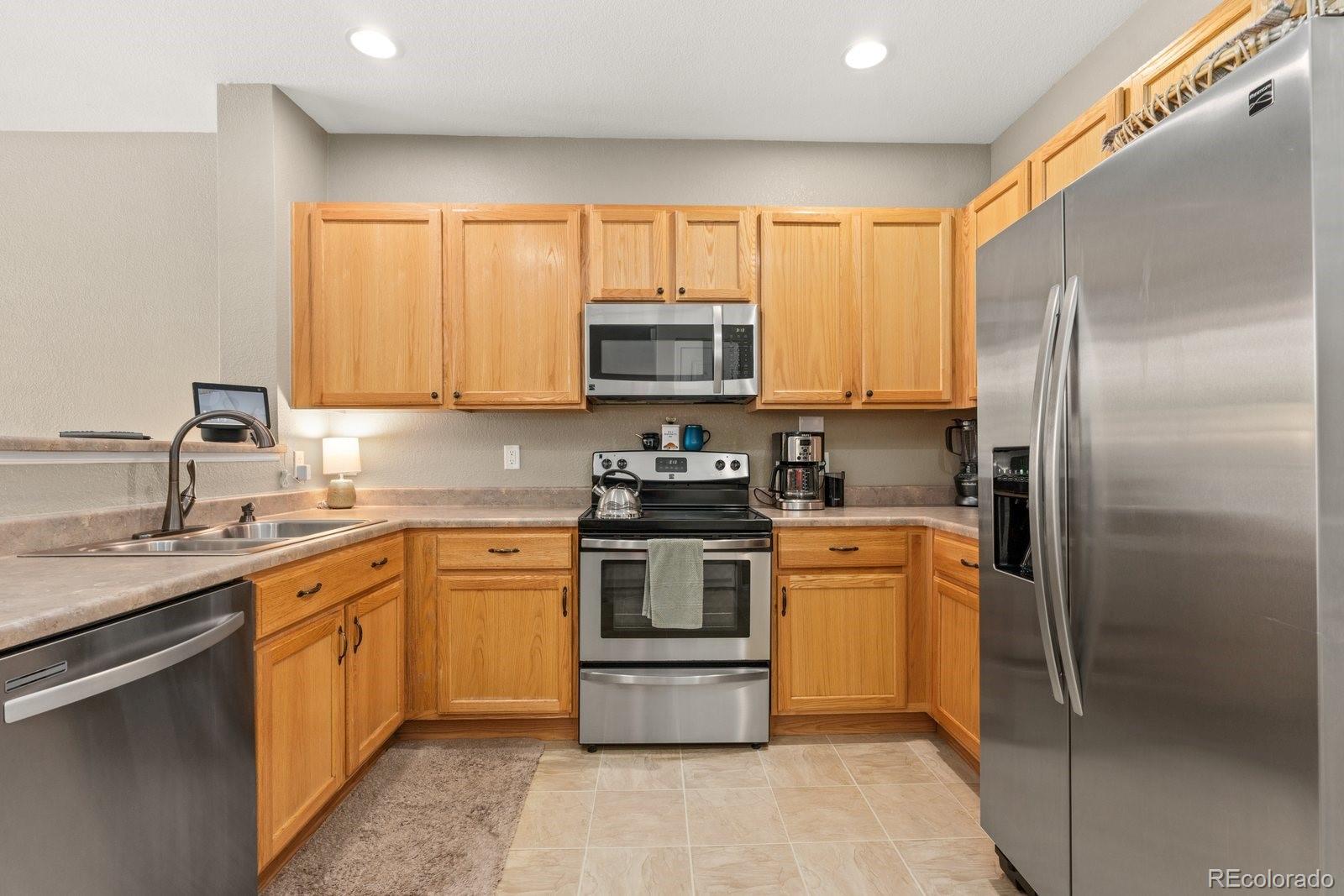 MLS Image #10 for 6714 s winnipeg circle 104,aurora, Colorado