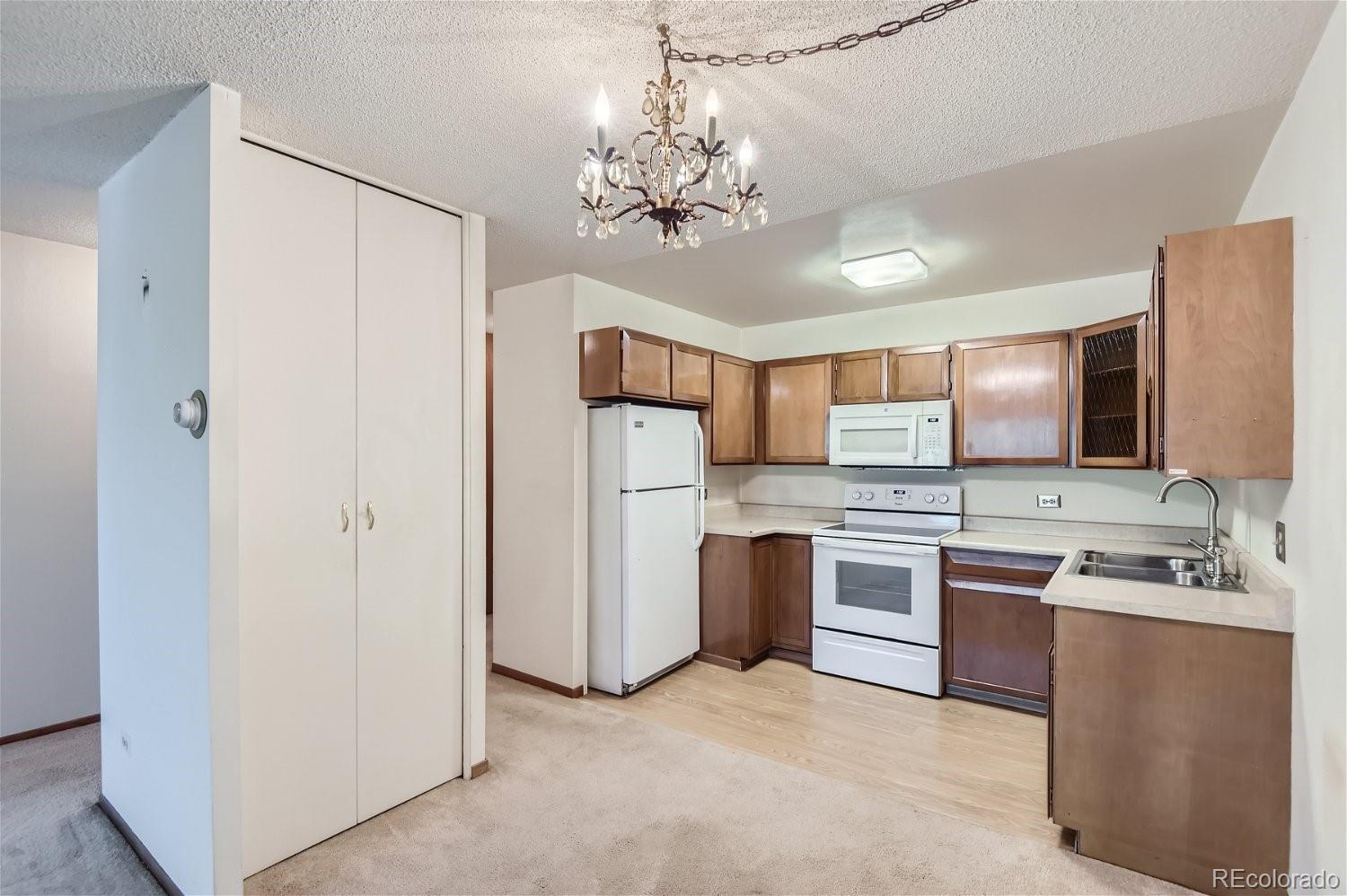 MLS Image #3 for 9380 e center avenue 11b,denver, Colorado