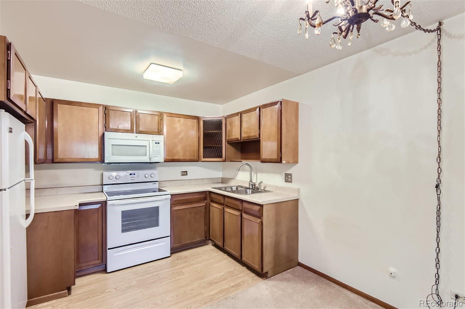 MLS Image #4 for 9380 e center avenue 11b,denver, Colorado