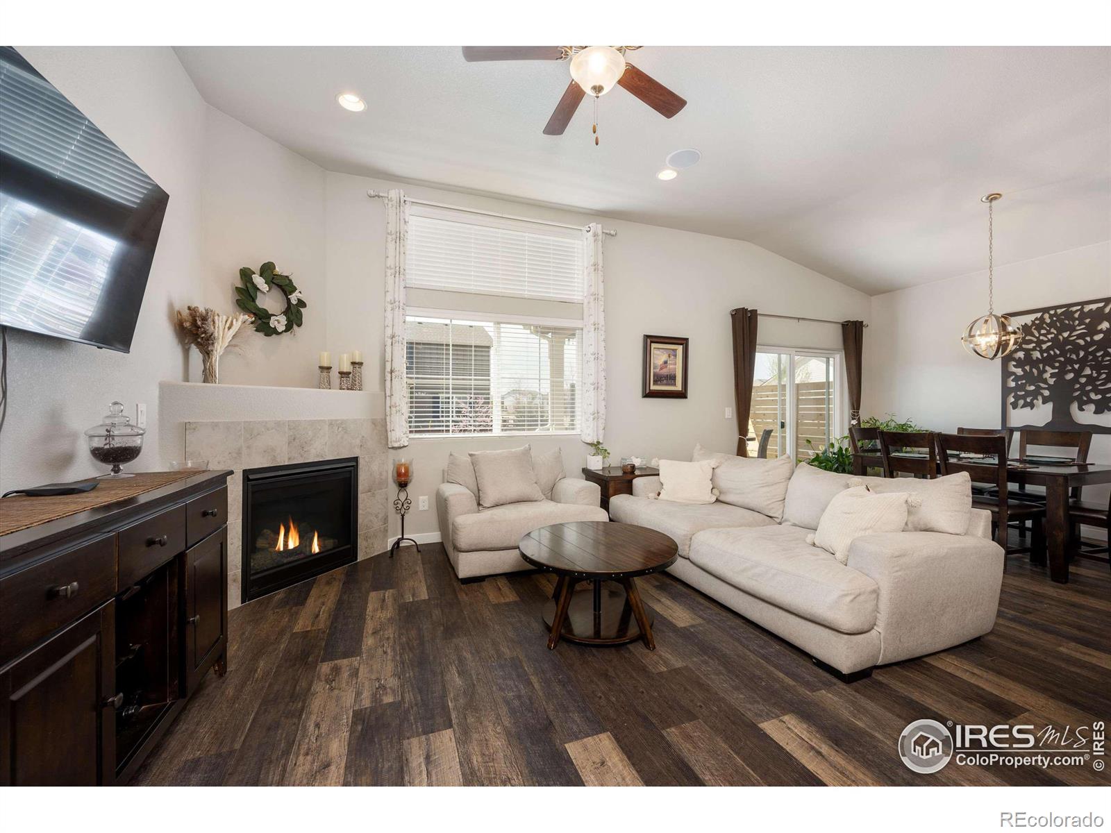 MLS Image #4 for 2146  day spring drive,windsor, Colorado