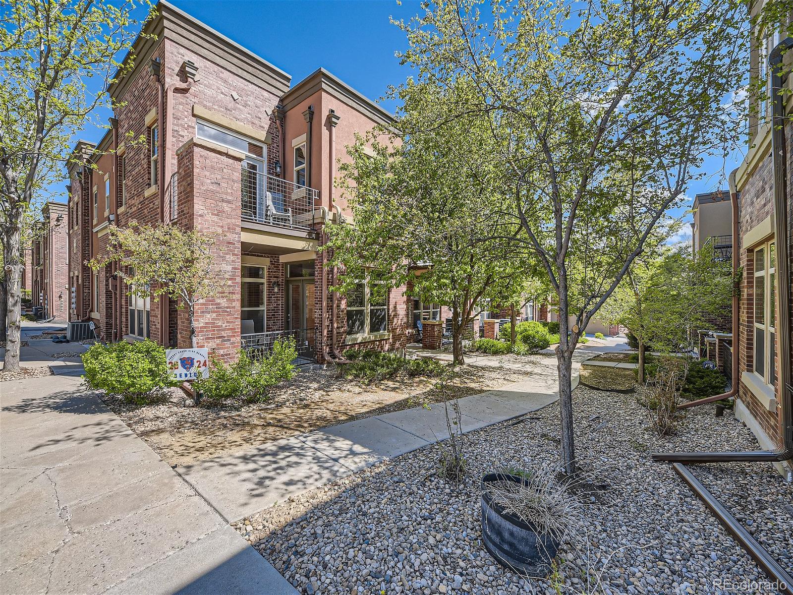 MLS Image #2 for 8954 e nichols place,centennial, Colorado