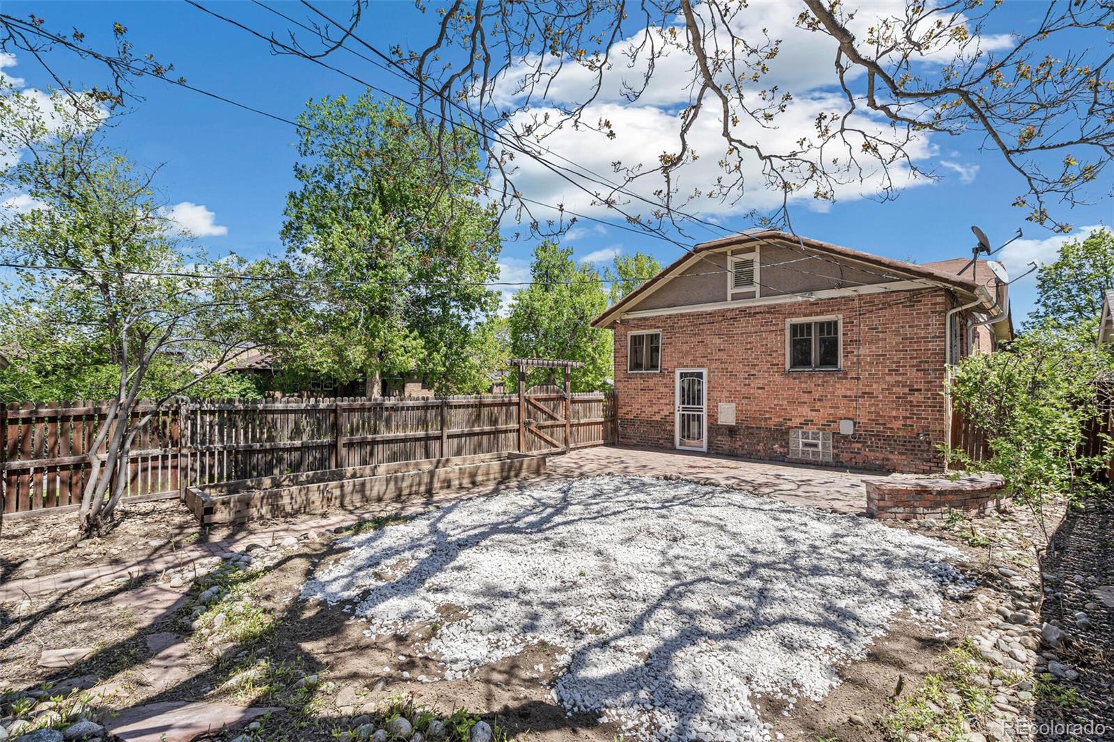 MLS Image #18 for 979 n madison street,denver, Colorado