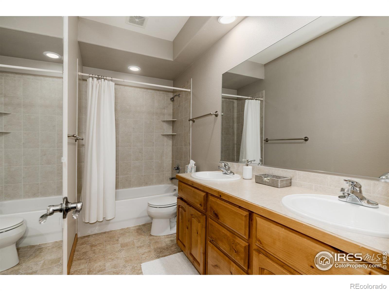 MLS Image #30 for 5145  coral burst circle,loveland, Colorado