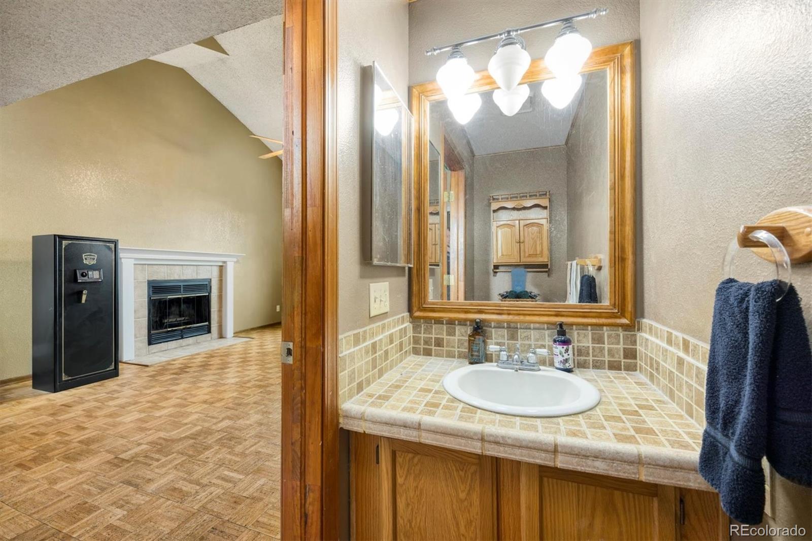 MLS Image #6 for 19983 e oberlin place,aurora, Colorado