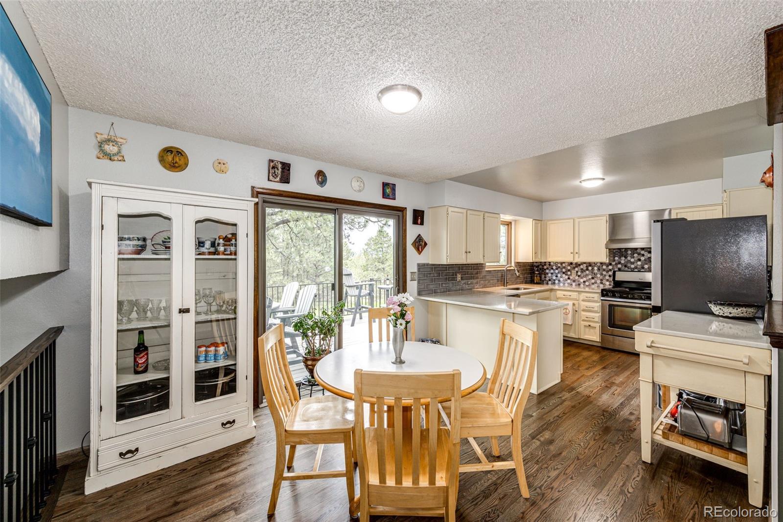 MLS Image #11 for 4900  spruce court,elizabeth, Colorado