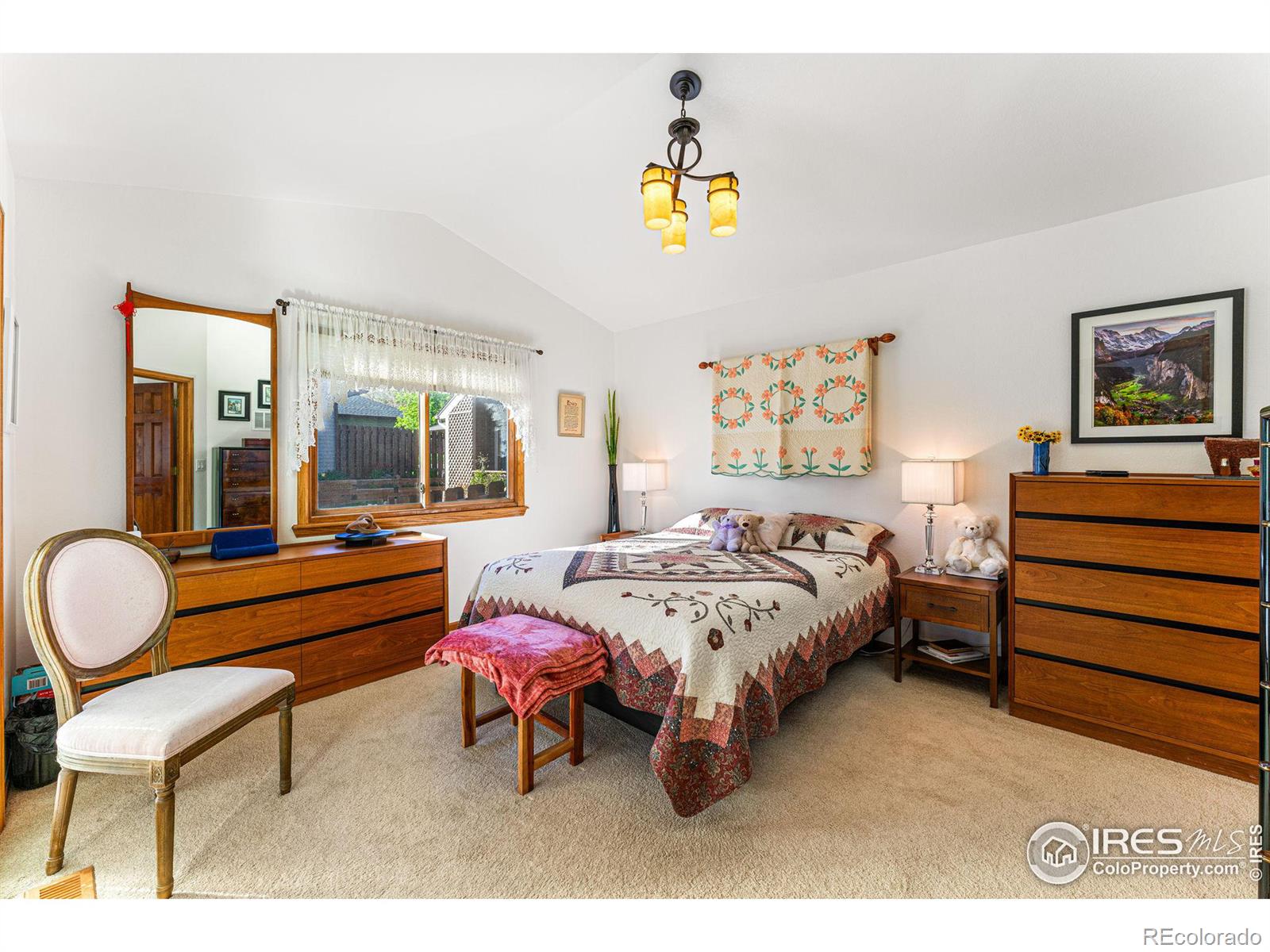 MLS Image #12 for 804  meadow run,golden, Colorado