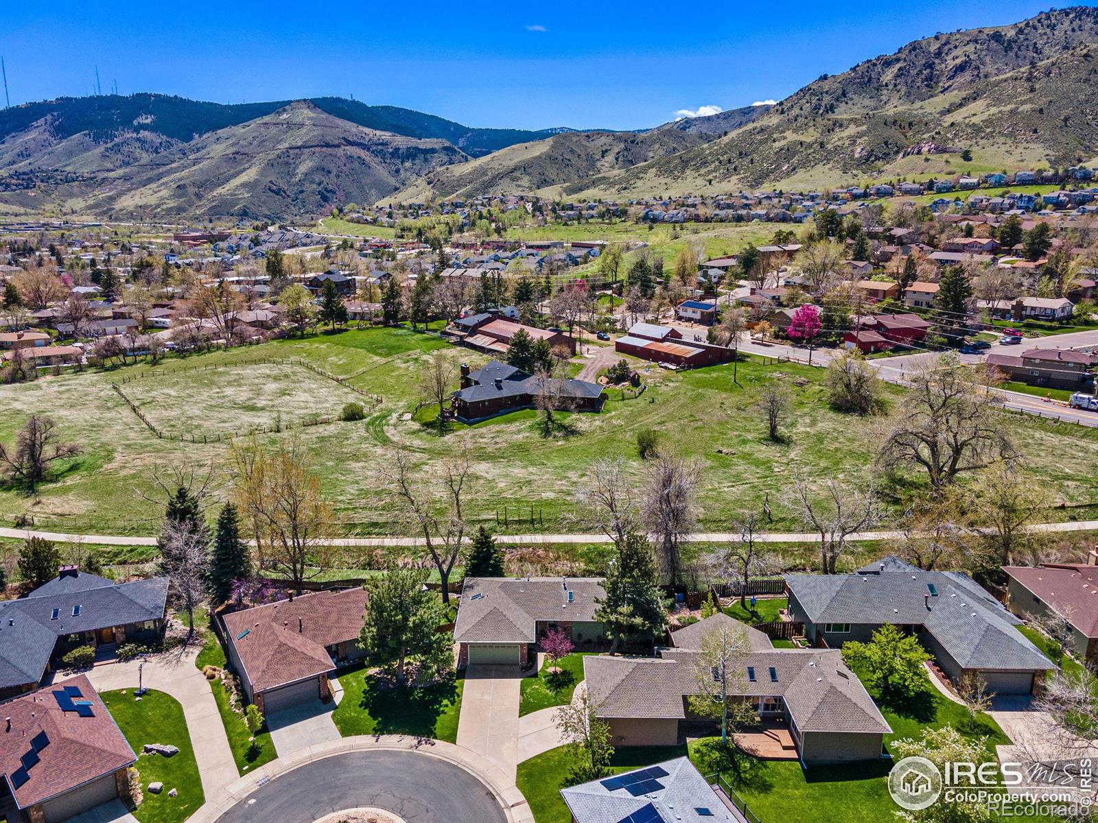MLS Image #34 for 804  meadow run,golden, Colorado