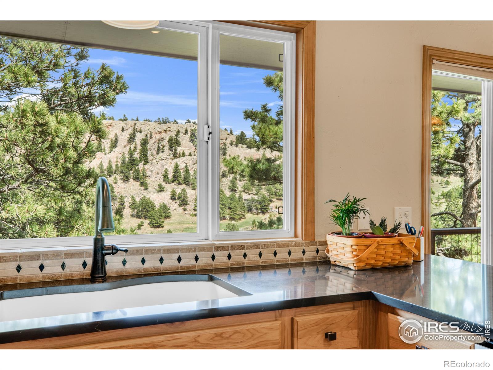 MLS Image #7 for 8897  ute drive,golden, Colorado