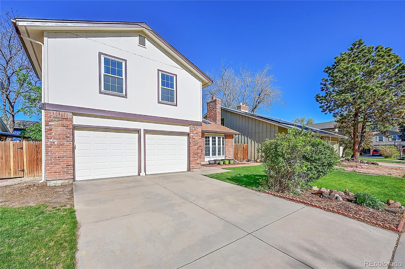 CMA Image for 12317 e bates circle,Aurora, Colorado