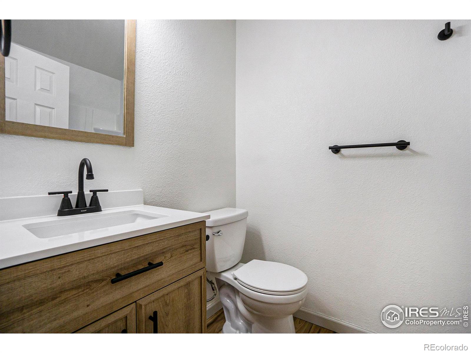 MLS Image #13 for 3001  southmoor court,fort collins, Colorado