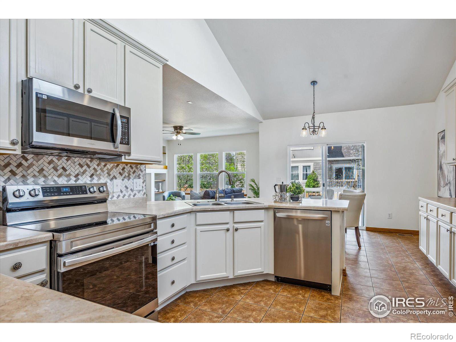 MLS Image #11 for 728  tanager circle,longmont, Colorado