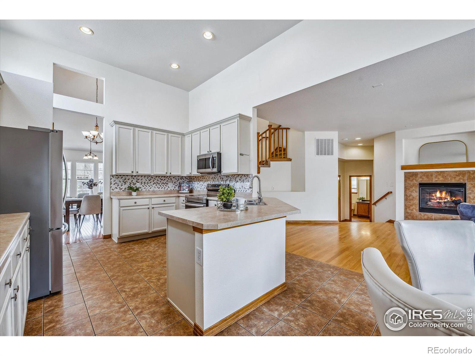 MLS Image #12 for 728  tanager circle,longmont, Colorado